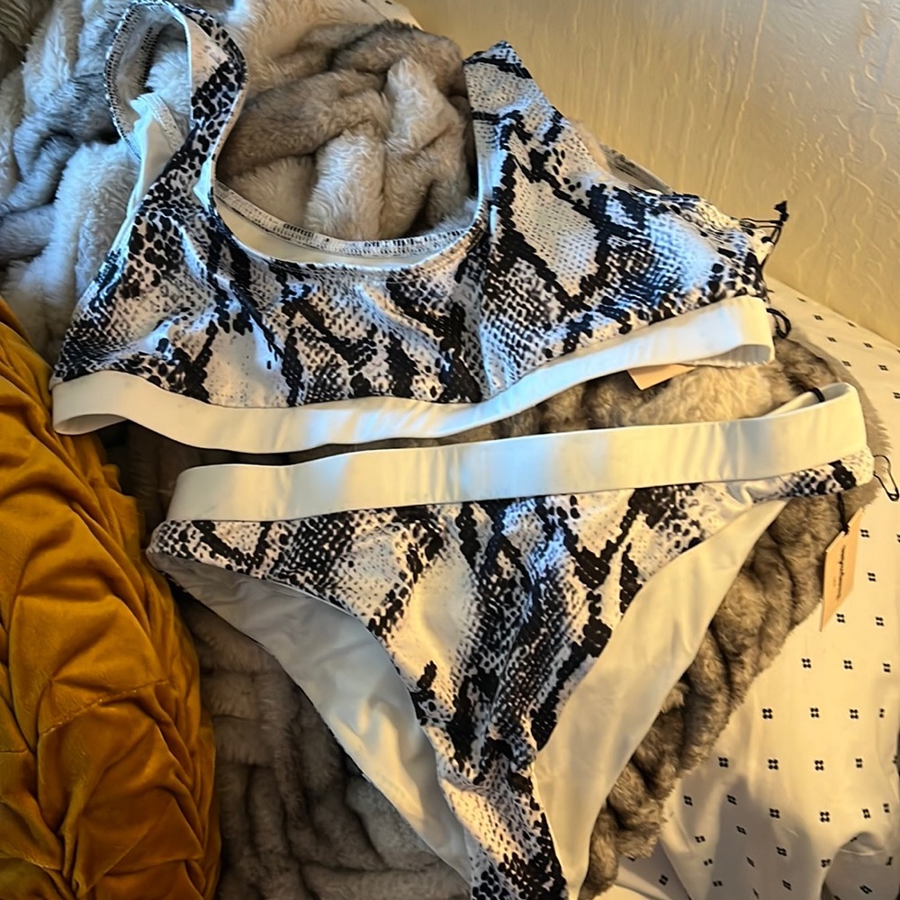 Bikini By Superdown - image 1